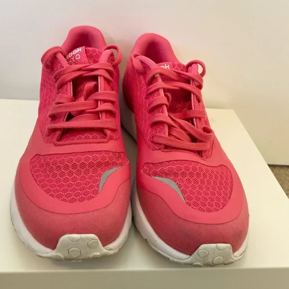Pink Reebok Runners - Picture 4 of 10